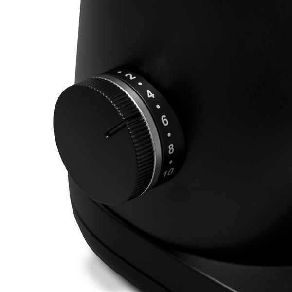 Black Waterpik™ Sonic-Fusion™ 2.0 Flossing Toothbrush - Image 10